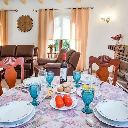 Сasa de vacaciones Bizet By Interhome *